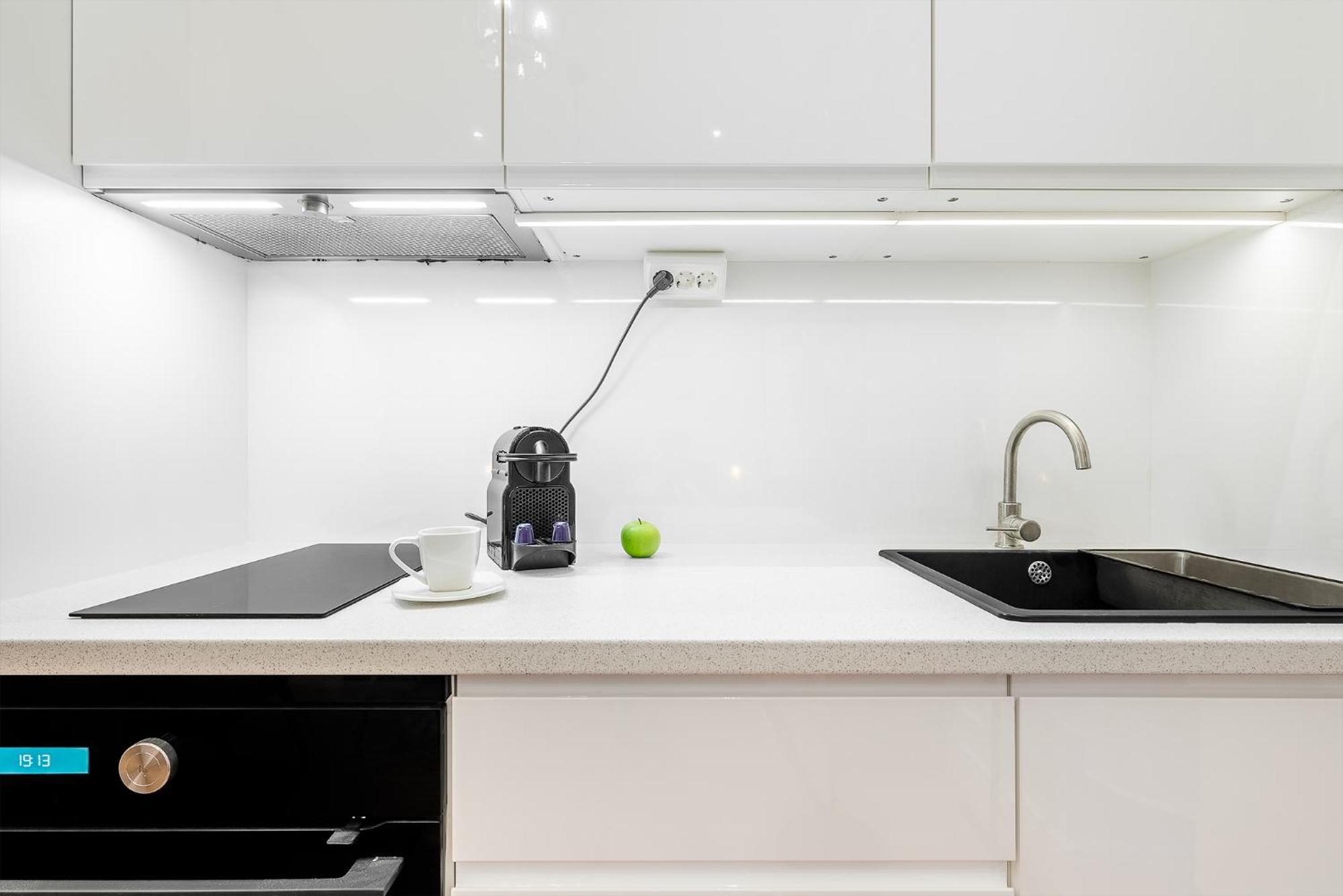 3 Bedroom Classical With A Modern Touch 2unit Budapest
