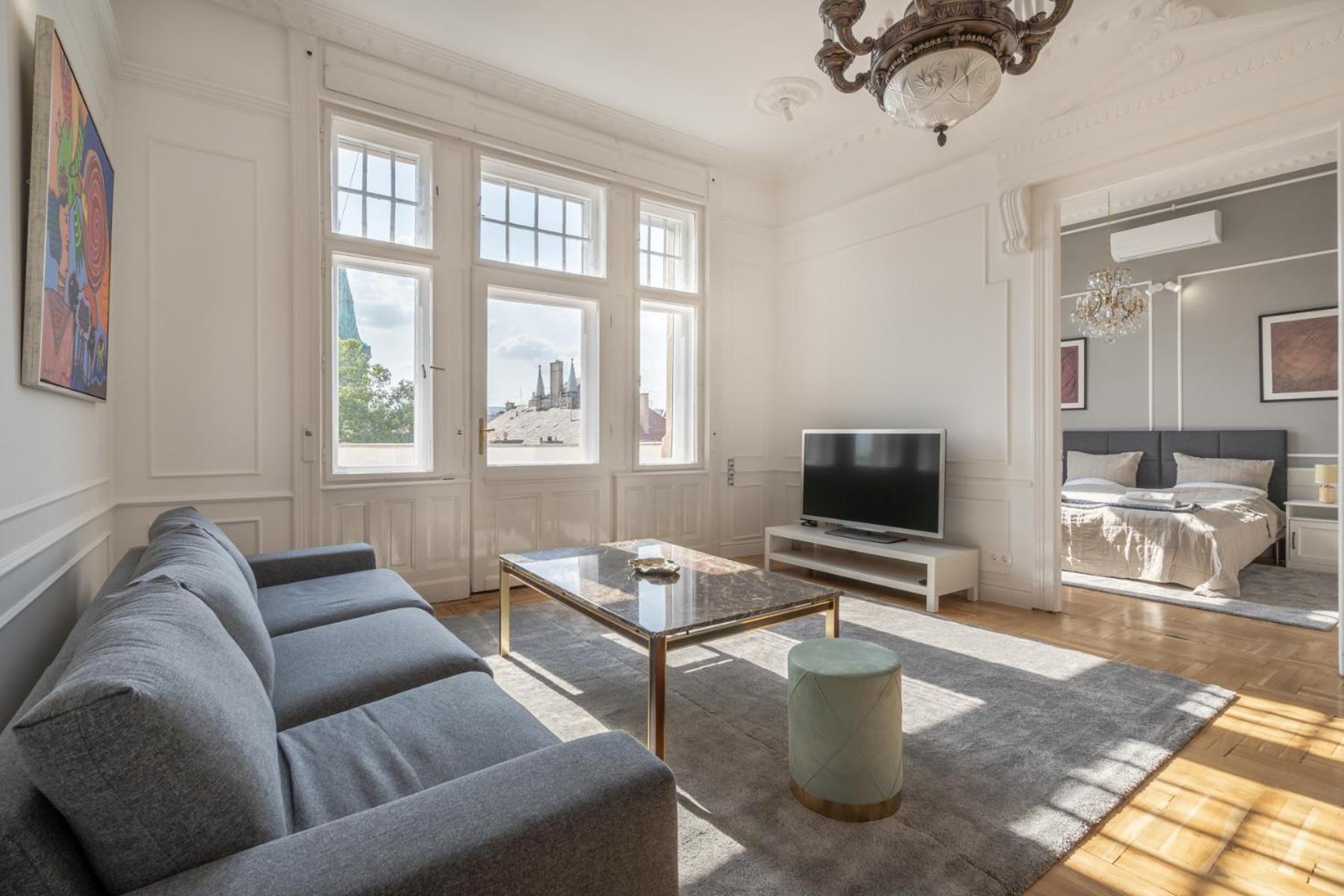 3 Bedroom Classical With A Modern Touch 2unit